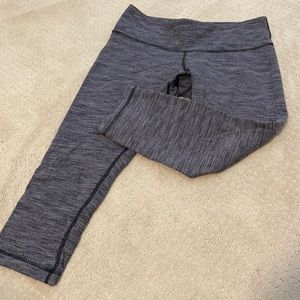 Lululemon cropped leggings